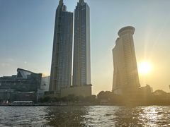 -J Daeng Seafood