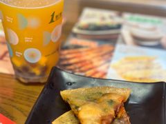 -何记花甲(海岸城旗舰店)