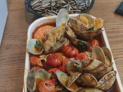 -华府九号海鲜烧烤大排档(龙域店)