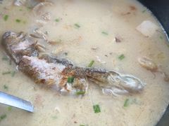 -土砂锅生态山庄·非遗砂锅雅鱼