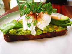牛油果温泉蛋吐司-O'mills Sourdough Bakery&Bistro(永嘉路店)