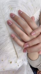 -吉吉靓甲美睫