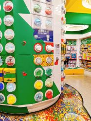 -乐高品牌旗舰店(人民广场店)