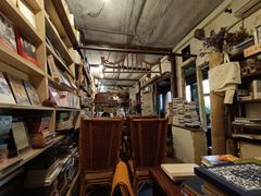 -斯多格书乡(北京大学畅春园店)
