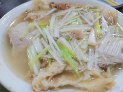 -金卯白肉罩火烧