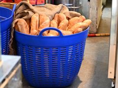 -Bánh Mì Huynh Hoa