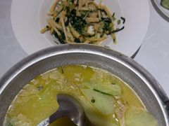-香山湖家家宴(中山陵店)