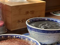 -广信牛奶甜品世家(台东店)