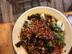-拈签一笑黄牛肉辣卤串串