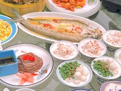 -七的湖·晚芳亭·阳澄湖农家菜·大闸蟹(莲花岛店)