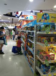 -玩具反斗城(正大广场店)