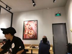 大堂-吉祥馄饨(虹桥火车站店)