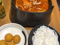 -阿香米线(大唐西市大润发店)
