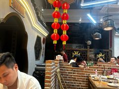 -来龍儿鲜切牛肉自助老火锅