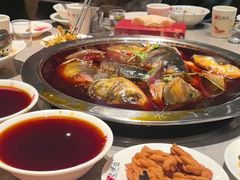 -忘情水鱼头·鲜鱼火锅(滨江中路店)