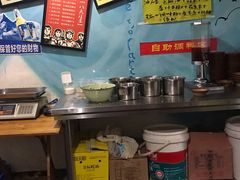 -四小区火锅·巷子里的重庆火锅(花照壁店)