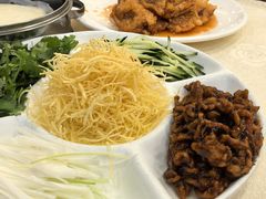 -关东风老北方菜馆(桂芳园店)