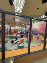 -莫莉幻想儿童乐园(绍兴金帝银泰城店)