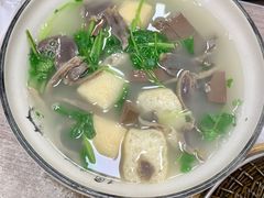 老鸭粉丝汤-曼曼汤包(建国西路店)