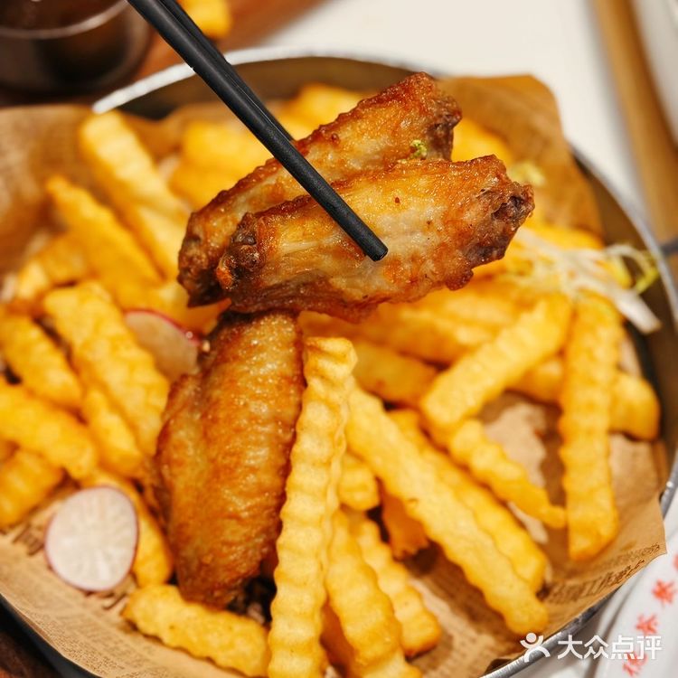 快和好朋友一起来興德利过圣诞🎄