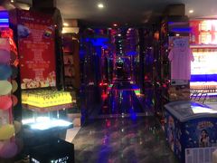 -艾尚主题式KTV(艾溪湖绿地店)