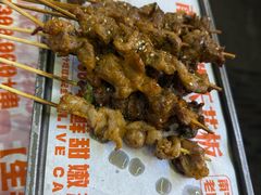 -威记烧嘢·南宁烧烤·超级生牛(绿地店)