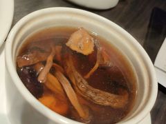 茶树菇炖鸡汤-鹊玥·粤菜小馆(汇智国际商业中心店)