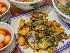 -云阿蛮云南生烫牛肉米线(奉贤路店)