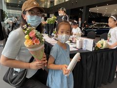 -奔驰上海利星(七宝店)