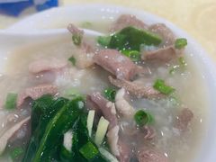 -标记美食新鲜猪杂(兴南大道店)