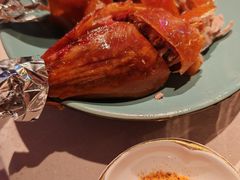 爱马仕果木烤鸭-黛遇·黛瓦宴花园餐厅