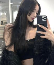 -丝语萱形象