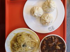 猪肉三鲜包子-天兴居(鲜鱼口街店)