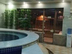 -鑫隆温泉酒店