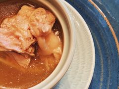 羊肚菌煲老鸡汤-丽江金茂凯悦臻选酒店-滇香馆