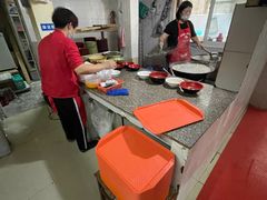 -张阿三馄饨店