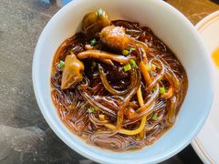 沙蒜烧豆面-新荣记(BFC外滩金融中心店)
