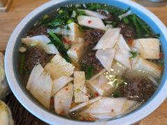 -金莹丸子汤清真(朝外SOHO店)