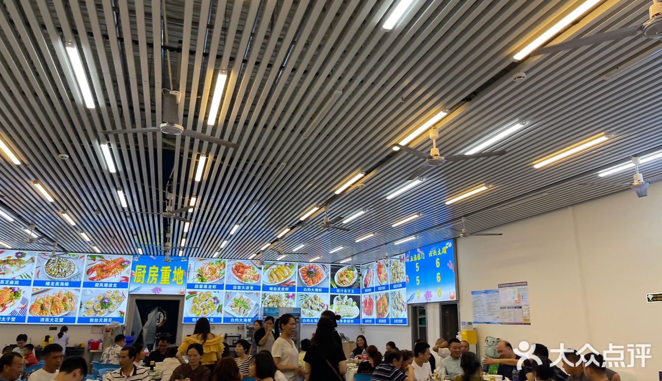 味道好极了，份量也很足，推荐大家购买，蟹