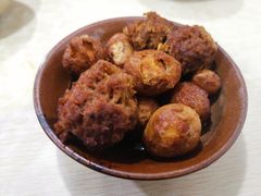 -董哥山城碗碗香(美专校街店)