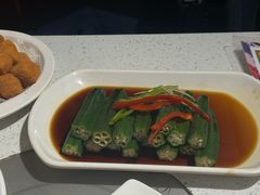 -肥仔文澳门猪骨煲(南京西路店)