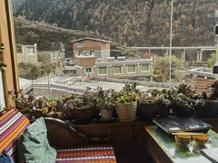 -四姑娘山阿巴郎·藏式花园餐厅