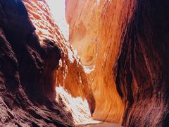 -天山神秘大峡谷