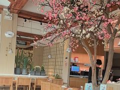 -蜜桃餐厅·伴山(湖滨商业街店)
