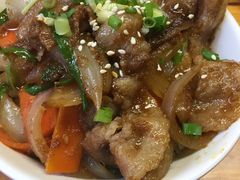 烧肉盖浇饭-本家京都第一旭拉面专门店