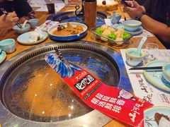 -山河屯铁锅炖·非遗东北菜(南山店)