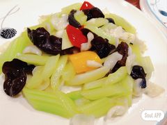 -新东源国际酒店·新东源食坊(沙井店)