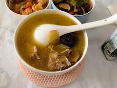 -乐禧母婴全自营月嫂(宝山店)