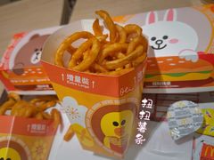 扭扭薯条-麦当劳(伦敦人店)