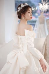 -艾米丽婚纱礼服